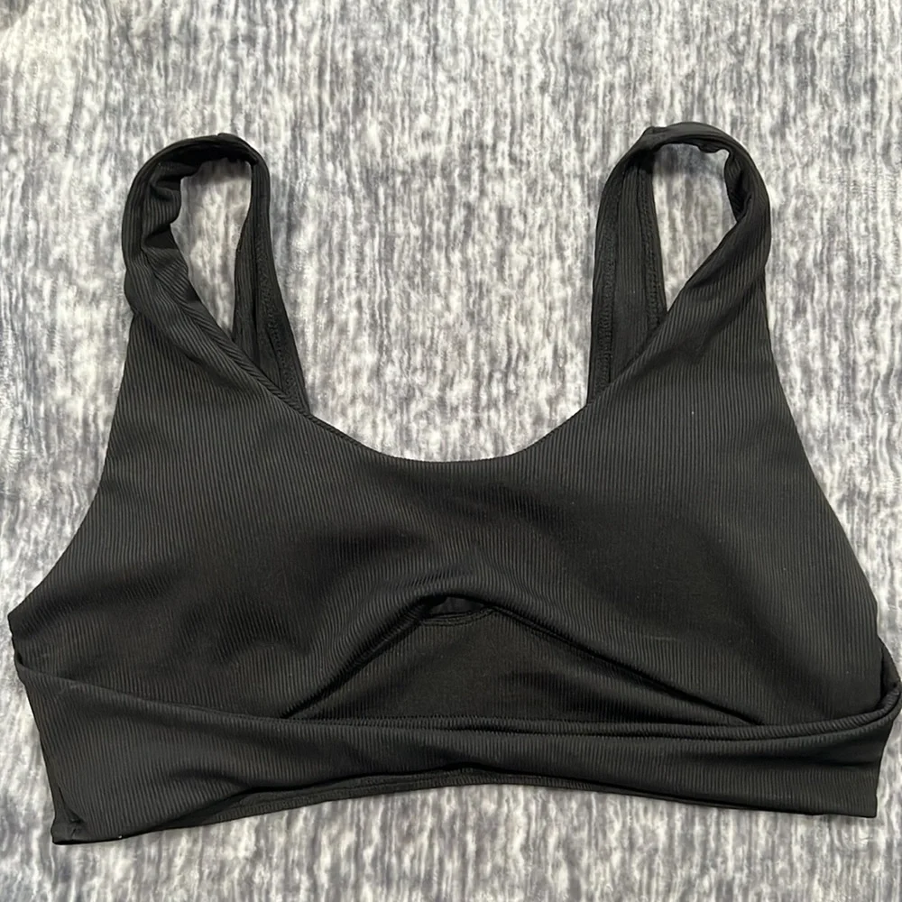 SHEIN Rib Cut Out High Cut Bathing Suit - Picture 3 of 9